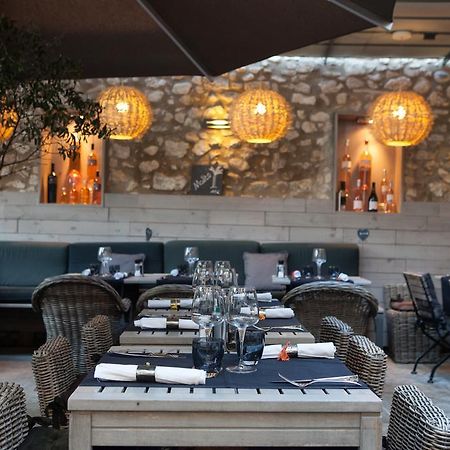L'Auberge De L'Aubergine Eygalières Екстериор снимка