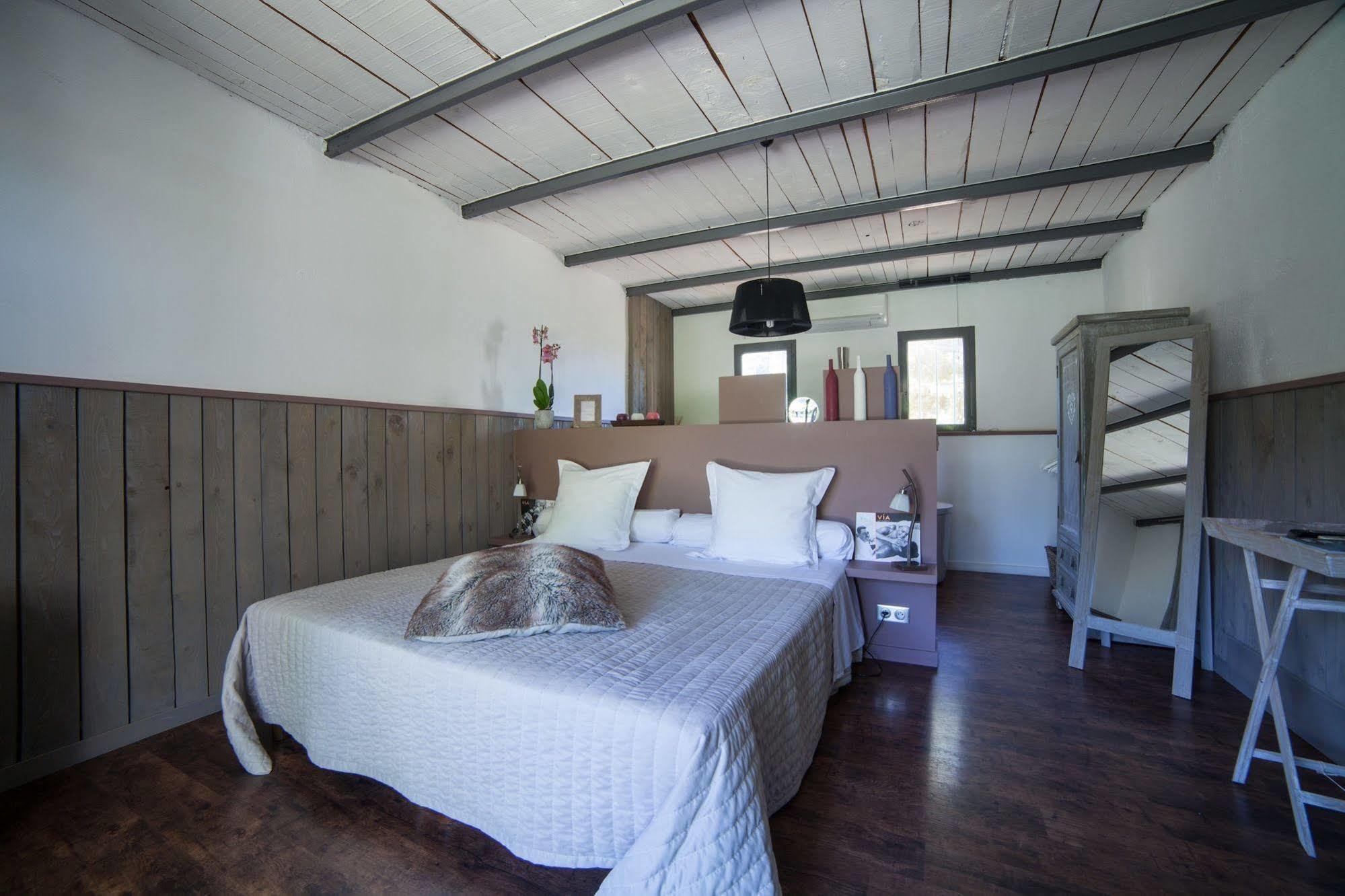 L'Auberge De L'Aubergine Eygalières Екстериор снимка